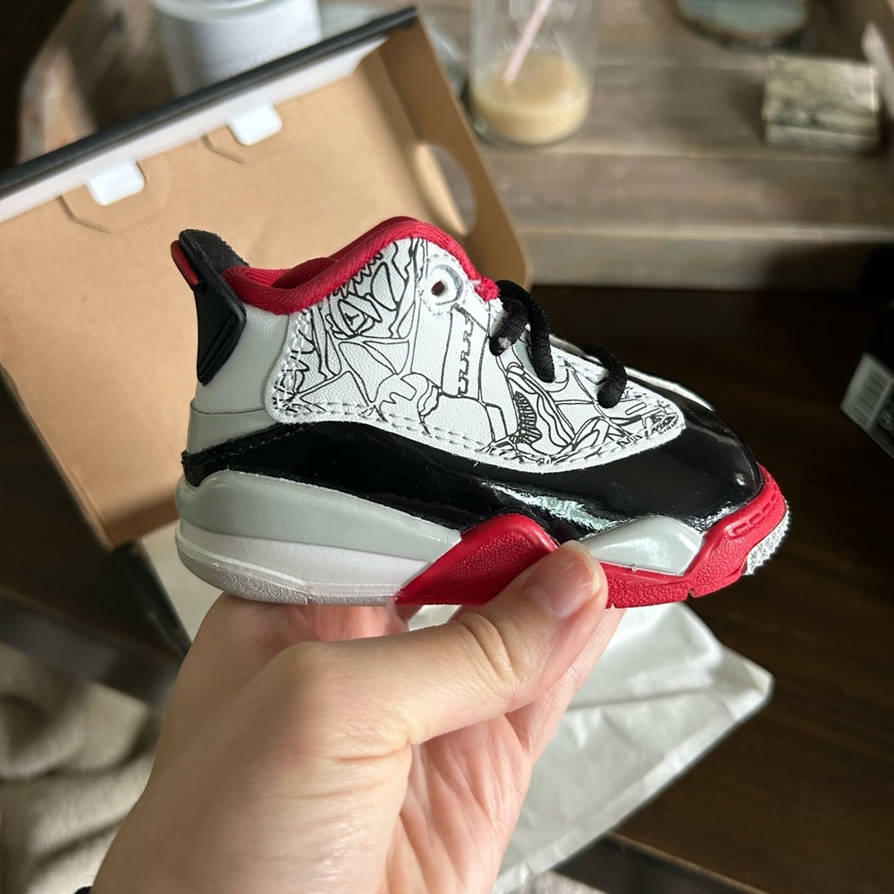 Jordan Dub Zero toddler shoe 4c